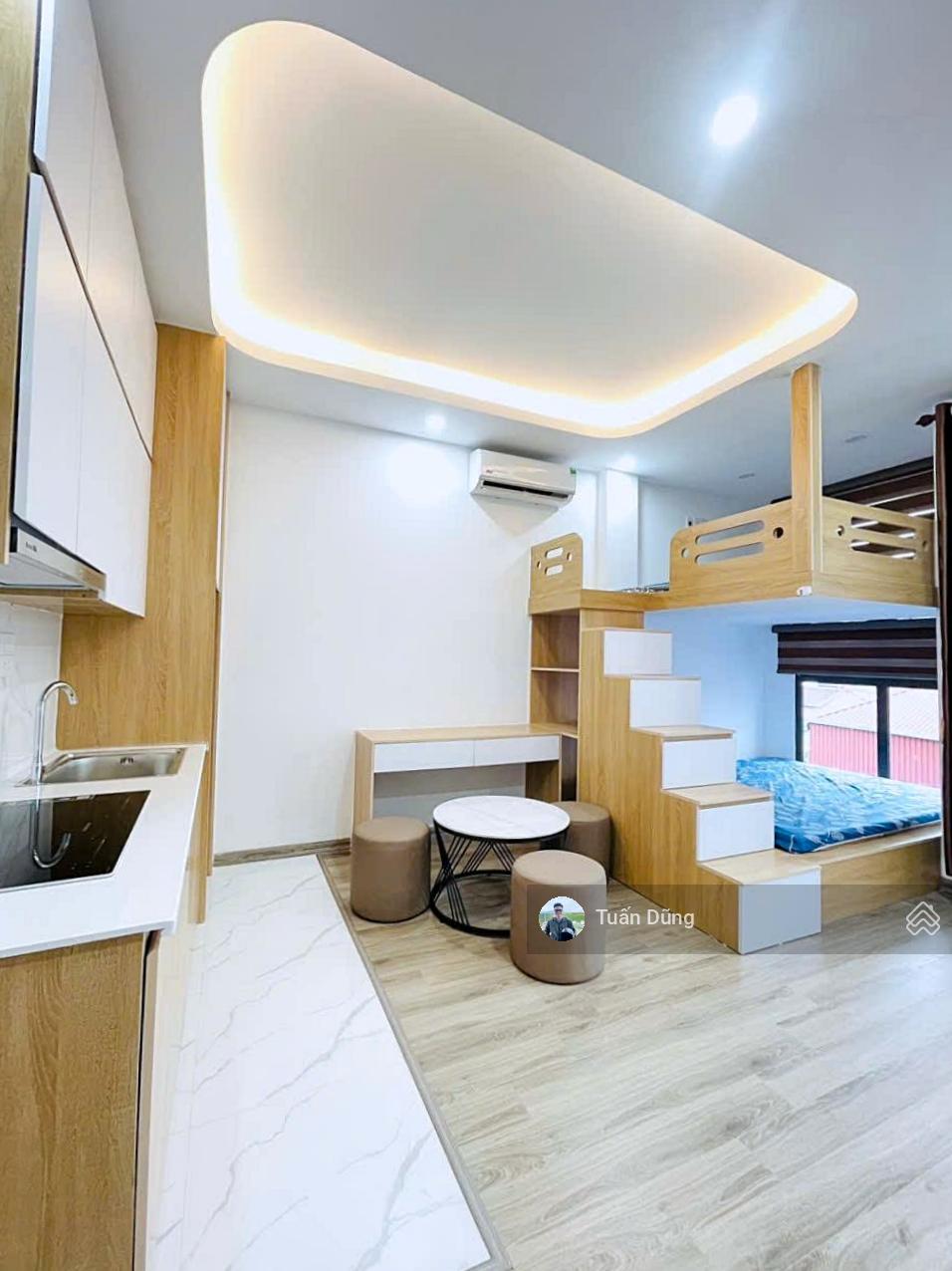 Tòa CHDV phố Đặng Tiến Đông, 63m2, 18 phòng, thu về 90 triệu/tháng, mặt ngõ thông, mới đẹp full đồ