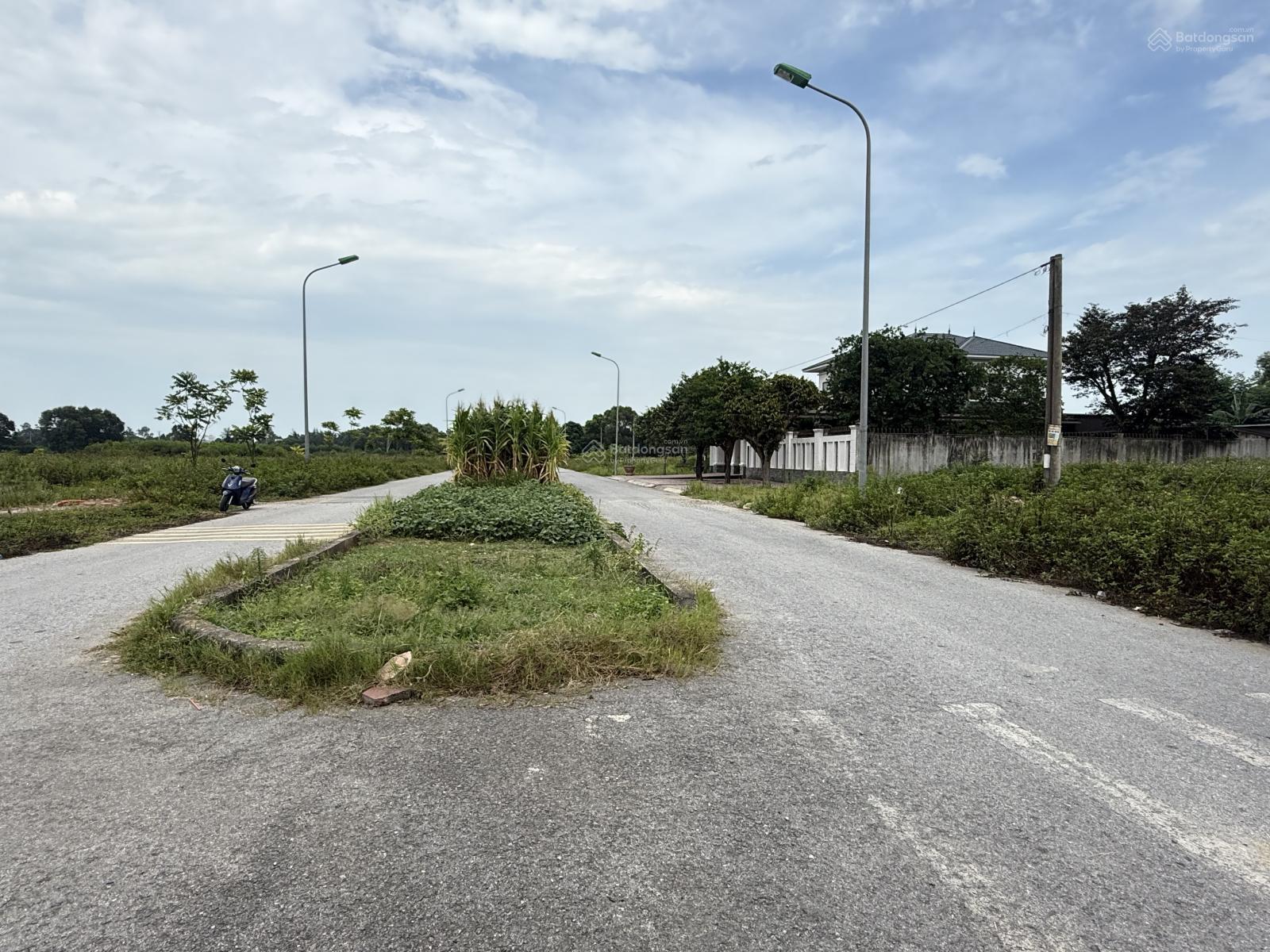 Bán đất đẹp tái định cư Nghi Hương diện tích 270 m2 giá 5,1 tỷ mặt đường 30m Bán đất đẹp tái định cư Nghi Hương diện tích 270 m2 giá 5,1 tỷ mặt đường 30m