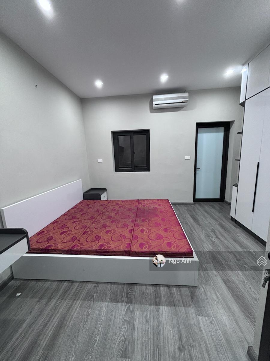 Bán nhà Đội Cấn, cách MP 20m, nhà đẹp ở ngay, sổ vuông giá tốt, nhanh tay kẻo lỡ 0948 044 ***