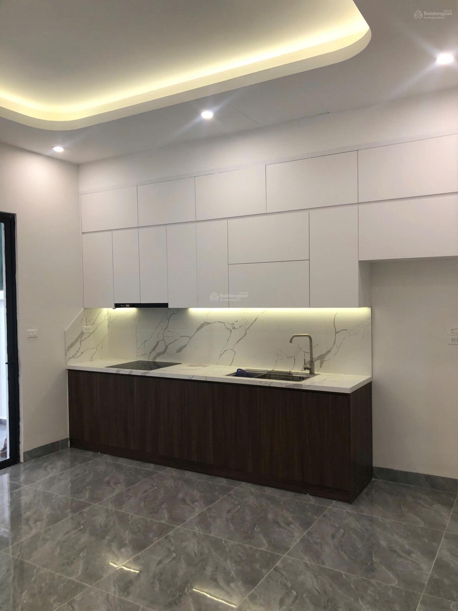 Cho thuê LK 75 m2, Hướng ĐN, Vinhomes Ocean Park 2 giá 7,5tr bao phí dịch vụ. Đã hoàn thiện 2 tầng