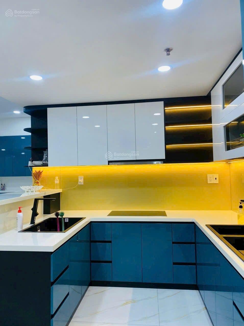 Cho thuê căn hộ Cosmo City căn hộ 3PN: Giá 25 triệu/tháng full nội thất. LH 0981 770 ***