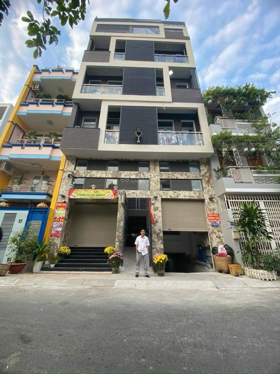 Bán tòa nhà mặt tiền Phan Xích Long DT: 8x16m - 6 lầu - HĐT: 150 triệu/tháng - giá bán: 46 tỷ TL Bán tòa nhà mặt tiền Phan Xích Long DT: 8x16m - 6 lầu - HĐT: 150 triệu/tháng - giá bán: 46 tỷ TL