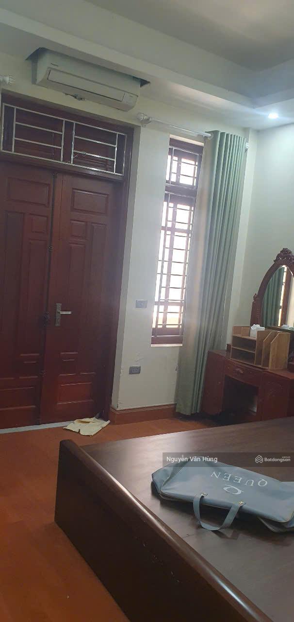 Cho thuê nhà khu Vinaconex 21 chân chung cư 65m2, 4 tầng 14tr xe tải tránh nhau