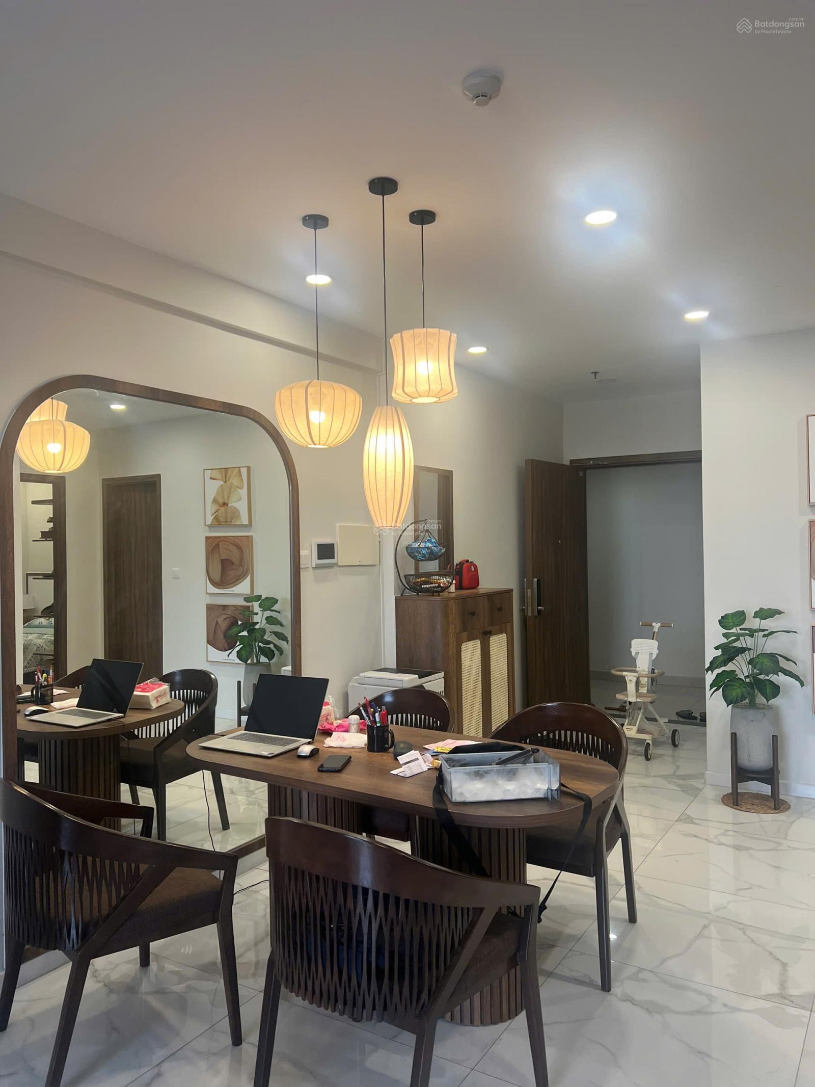 Cho thuê căn full nội thất giá 10 triệu/tháng ở liền 0938 893 *** xem nhà ạ