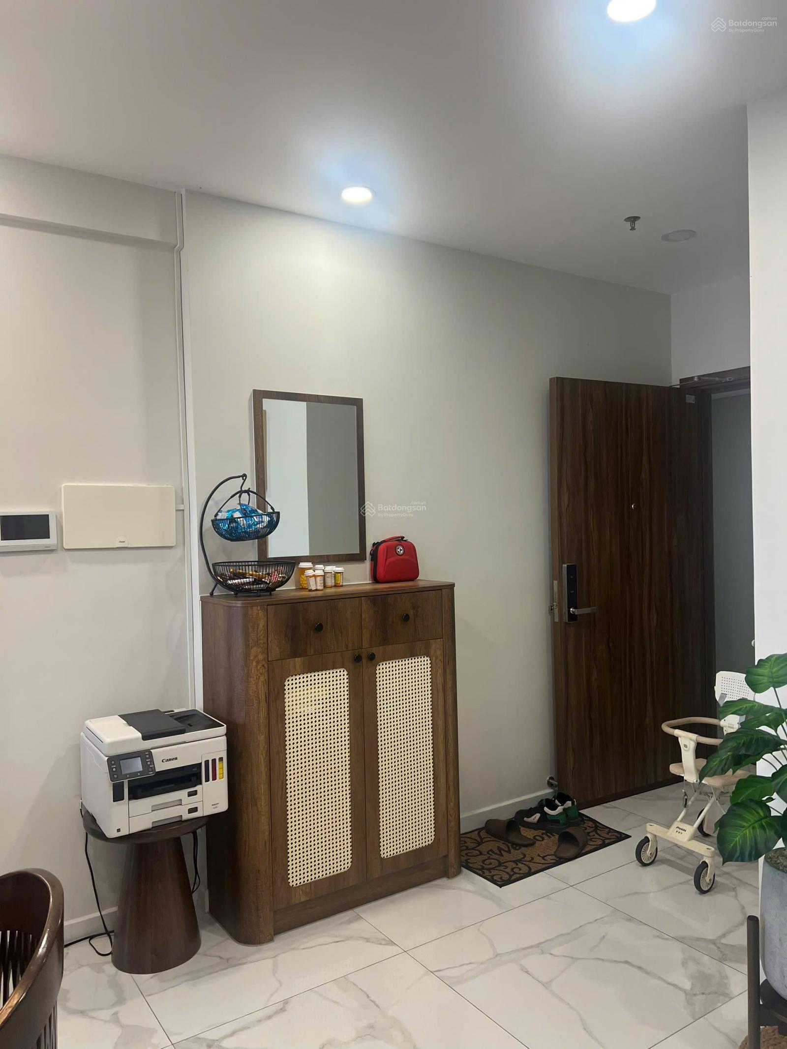 Cho thuê căn full nội thất giá 10 triệu/tháng ở liền 0938 893 *** xem nhà ạ
