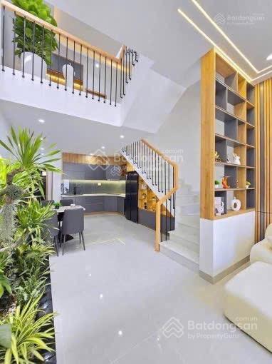 Gấp: Bán nhà Tô Hiến Thành - phường 12 - Quận 10.2 Tỷ850/ 50m2 (sổ đỏ riêng chính chủ)
