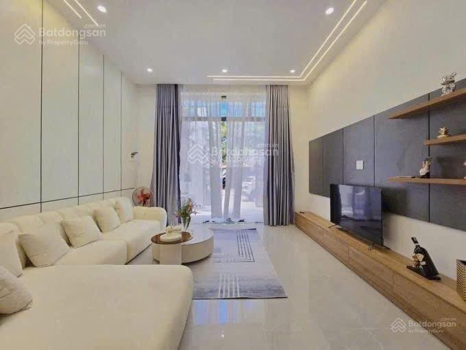 Gấp: Bán nhà Tô Hiến Thành - phường 12 - Quận 10.2 Tỷ850/ 50m2 (sổ đỏ riêng chính chủ)