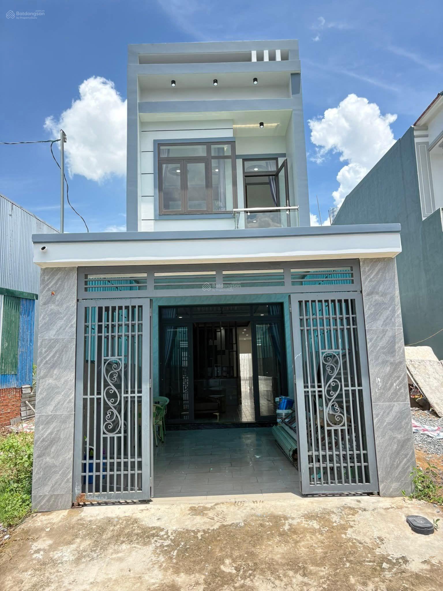 Bán nhà chợ Hưng Long, Bình Chánh 5x22m