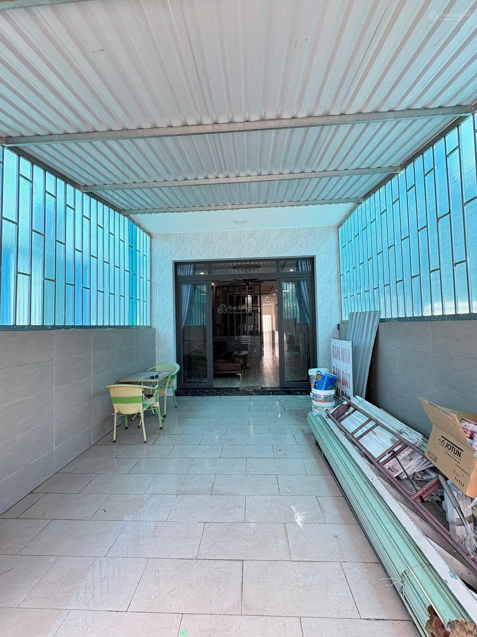 Bán nhà chợ Hưng Long, Bình Chánh 5x22m