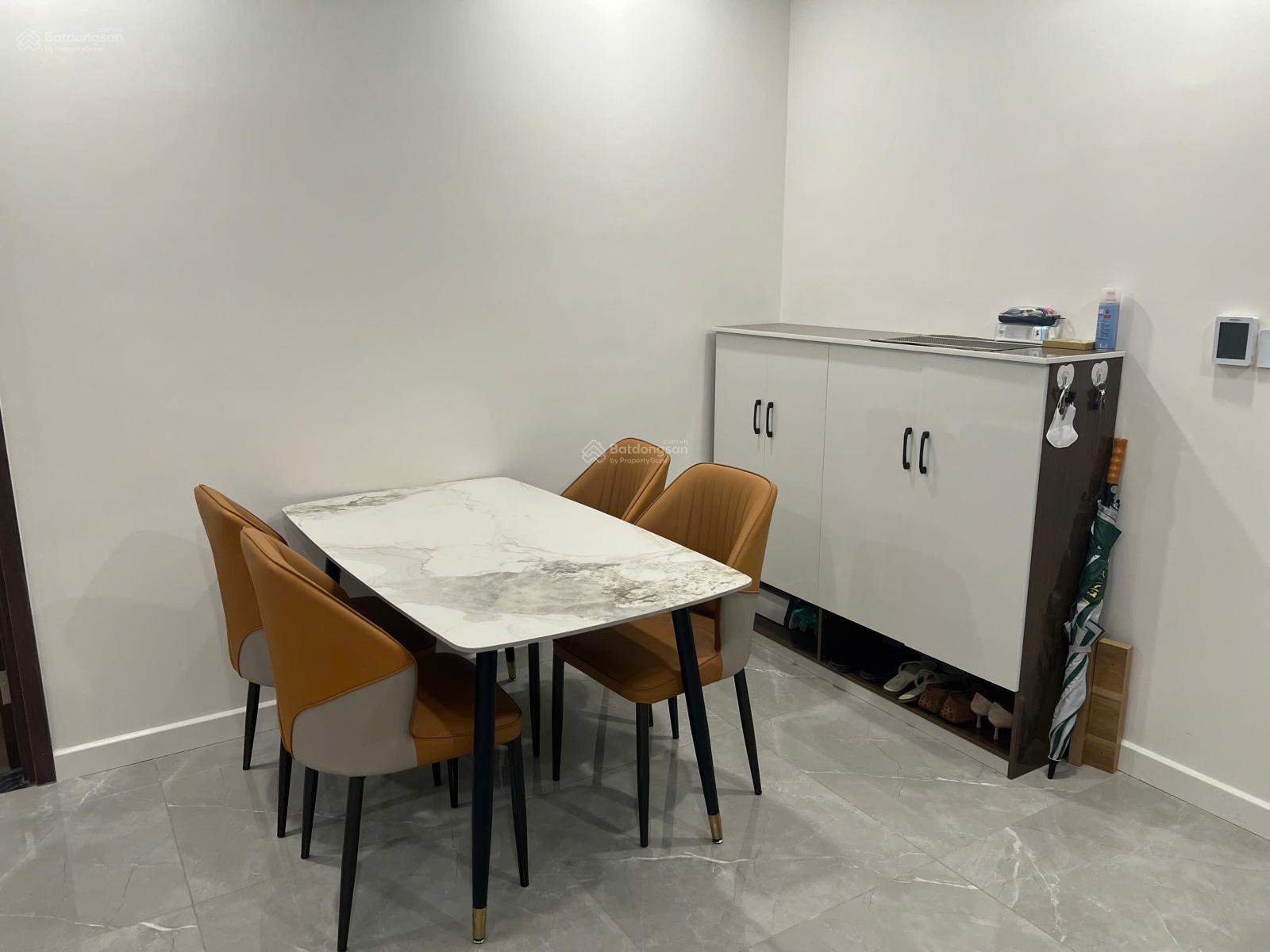 Chính chủ cho thuê nối tiếp HĐ căn chung cư full đồ tầng cao view đẹp sẵn vào ở luôn, LH 0919 579 *** Chính chủ cho thuê nối tiếp HĐ căn chung cư full đồ tầng cao view đẹp sẵn vào ở luôn, LH 0919 579 ***