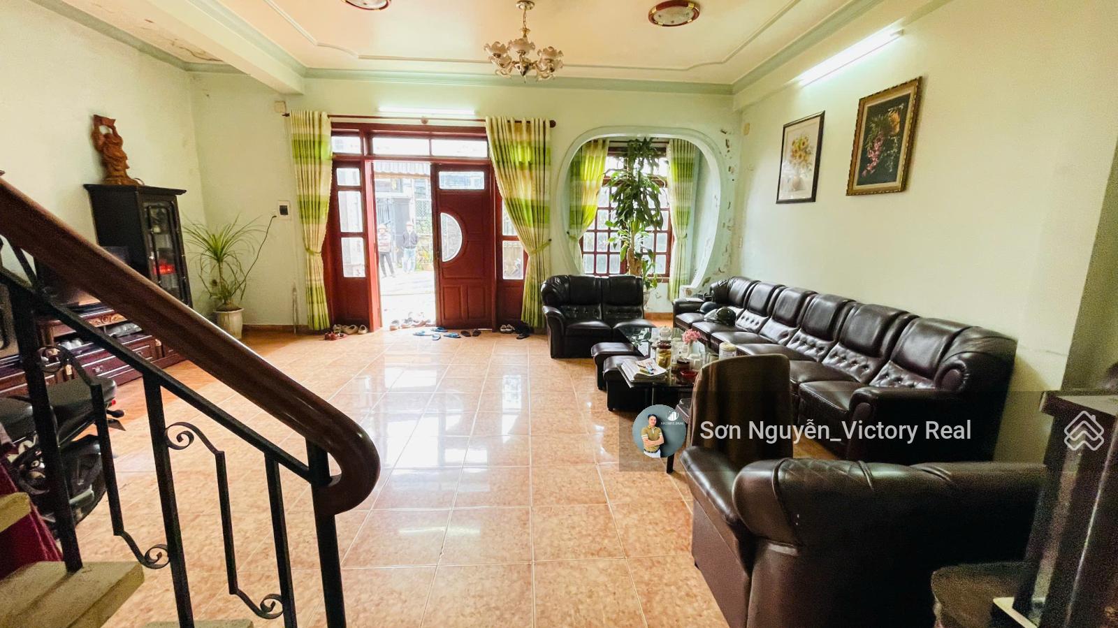 Bán nhà riêng 2 tầng tại Nguyễn Hữu Cảnh, Đà Lạt 13 tỷ 222.6m², 2 mặt tiền đường nhựa, view đẹp