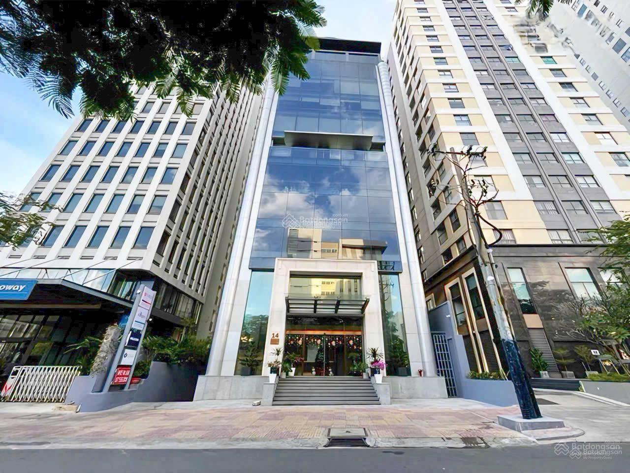 Tòa nhà nguyên căn mặt tiền 212 Pastuer ngay Ngã tư Nguyễn Công Trứ Quận 1