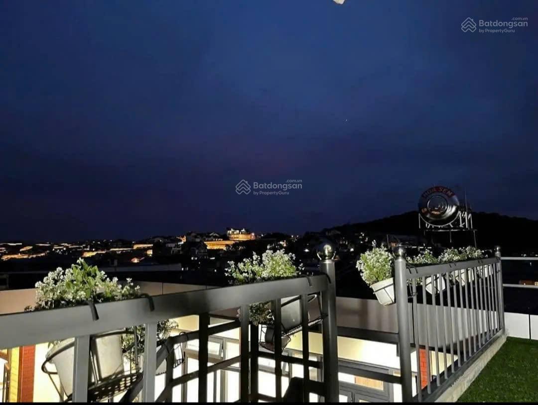 Cho thuê homestay sân vườn 400m2 đà lạt giá 13 triệu/tháng cọc 2 đóng 2 tháng tiền thuê Cho thuê homestay sân vườn 400m2 đà lạt giá 13 triệu/tháng cọc 2 đóng 2 tháng tiền thuê