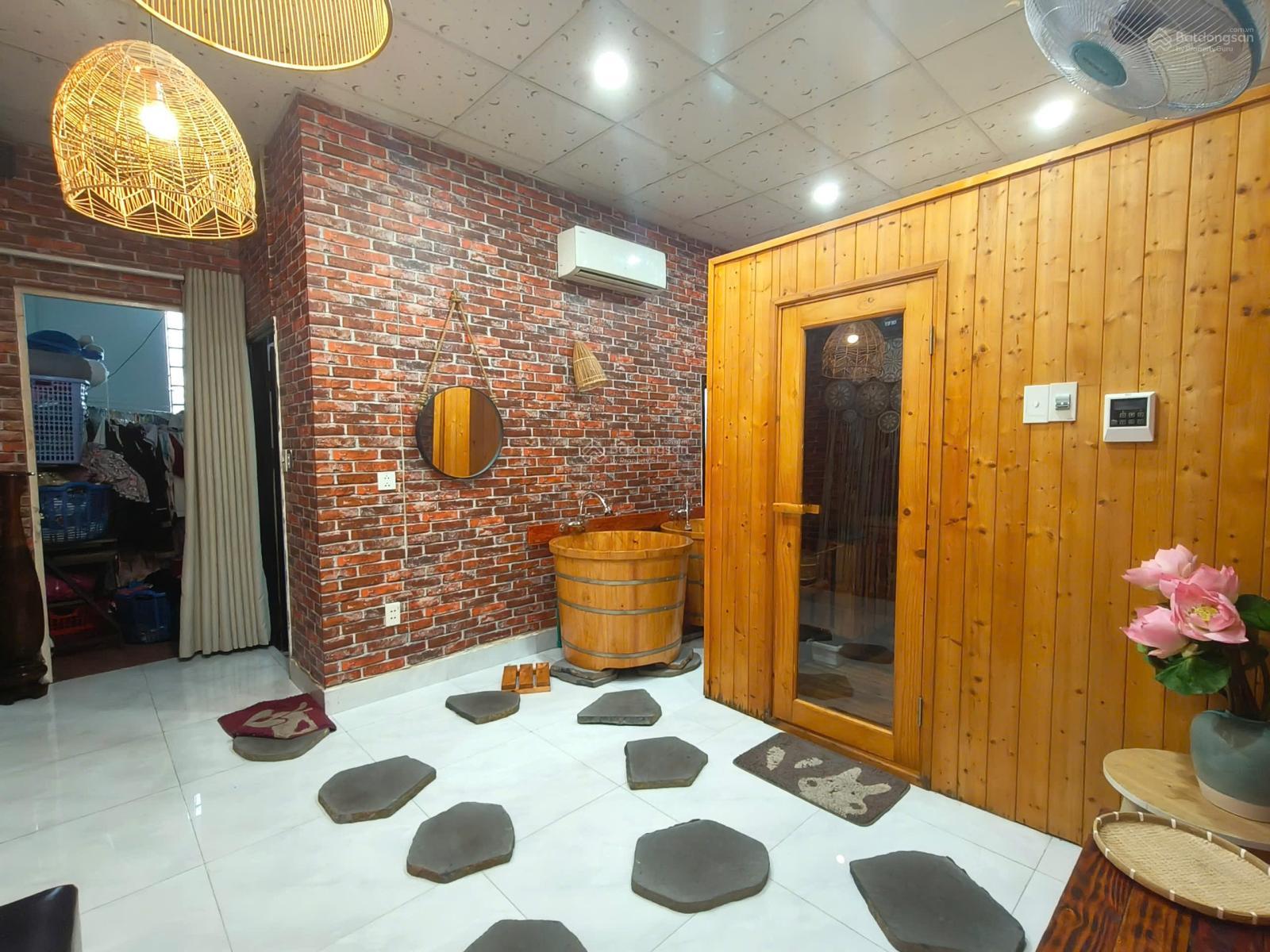 Bán gấp nhà 3 tầng mặt tiền đường Phan Đăng Lưu đang có sẵn dòng tiền cho thuê- Giá 16 tỷ 500 tr Bán gấp nhà 3 tầng mặt tiền đường Phan Đăng Lưu đang có sẵn dòng tiền cho thuê- Giá 16 tỷ 500 tr