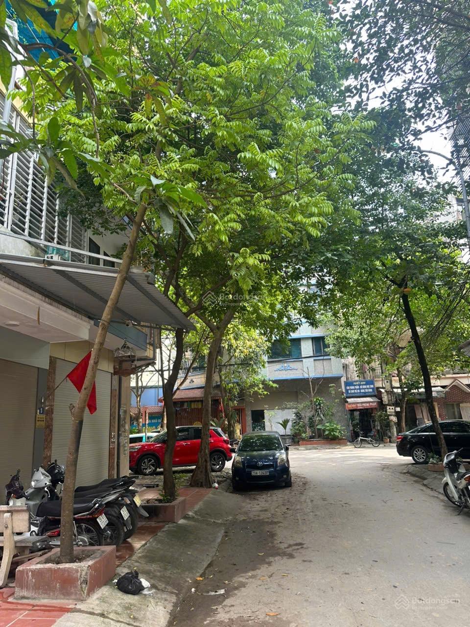 Bán nhà KDV Mỗ Lao Hồ Gươm Plaza trục kinh doanh full nội thất nhận giá đầu tư 50m2 giá chỉ 15,5tỷ