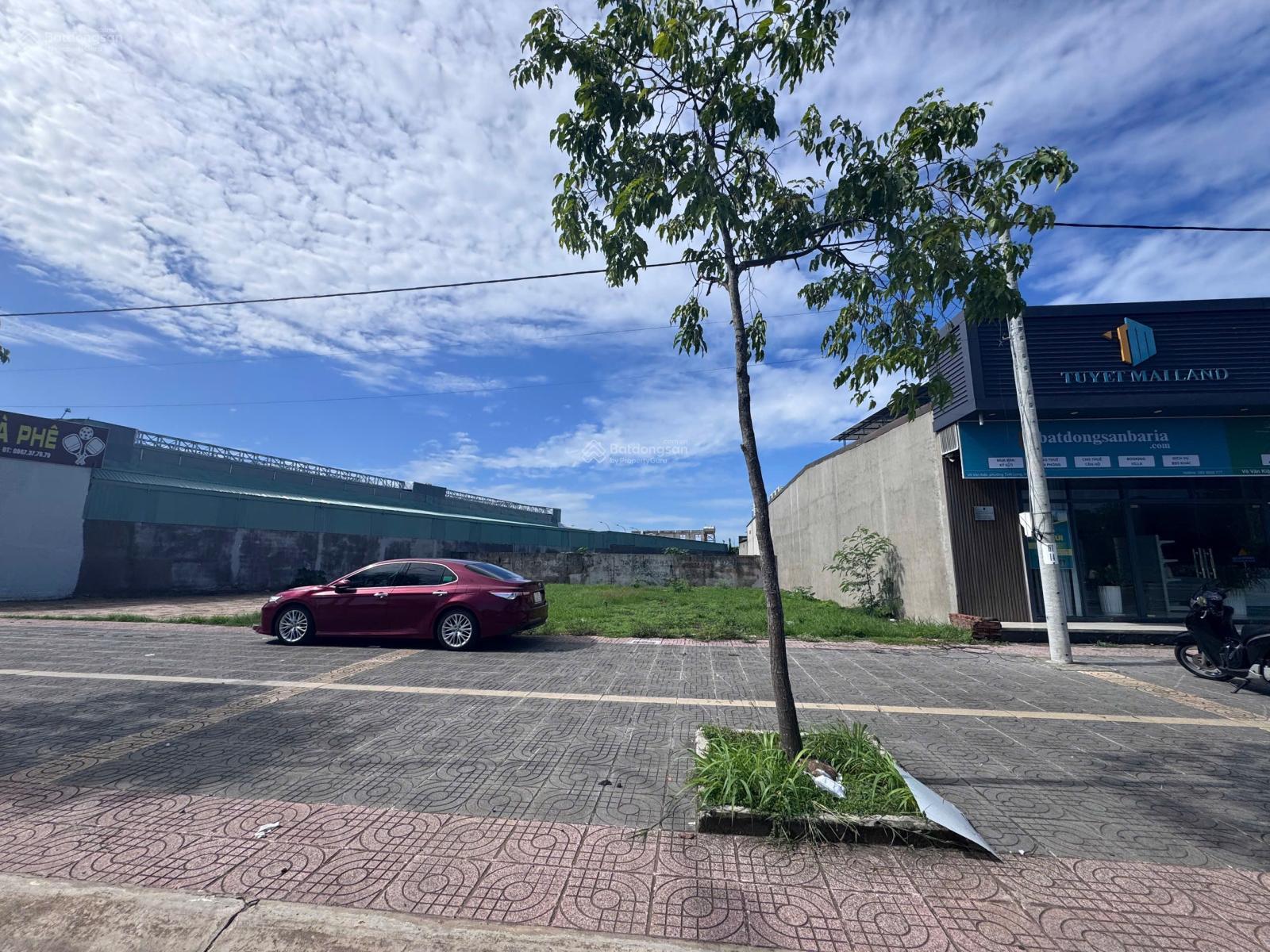 DT: 5x20,8m giá 4tỷ490 triệu, đường lớn Võ Văn Kiệt, thành Phố Bà Rịa cần bán gấp giá tốt