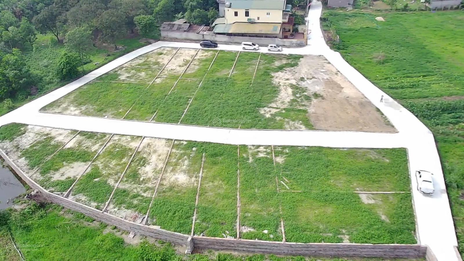 Hàng F0-Tân Thành, Cẩm Lĩnh Ba Vì, HN. Giáp cánh đồng, cách đường nhựa 1km, trường học, UB xã 1,3km