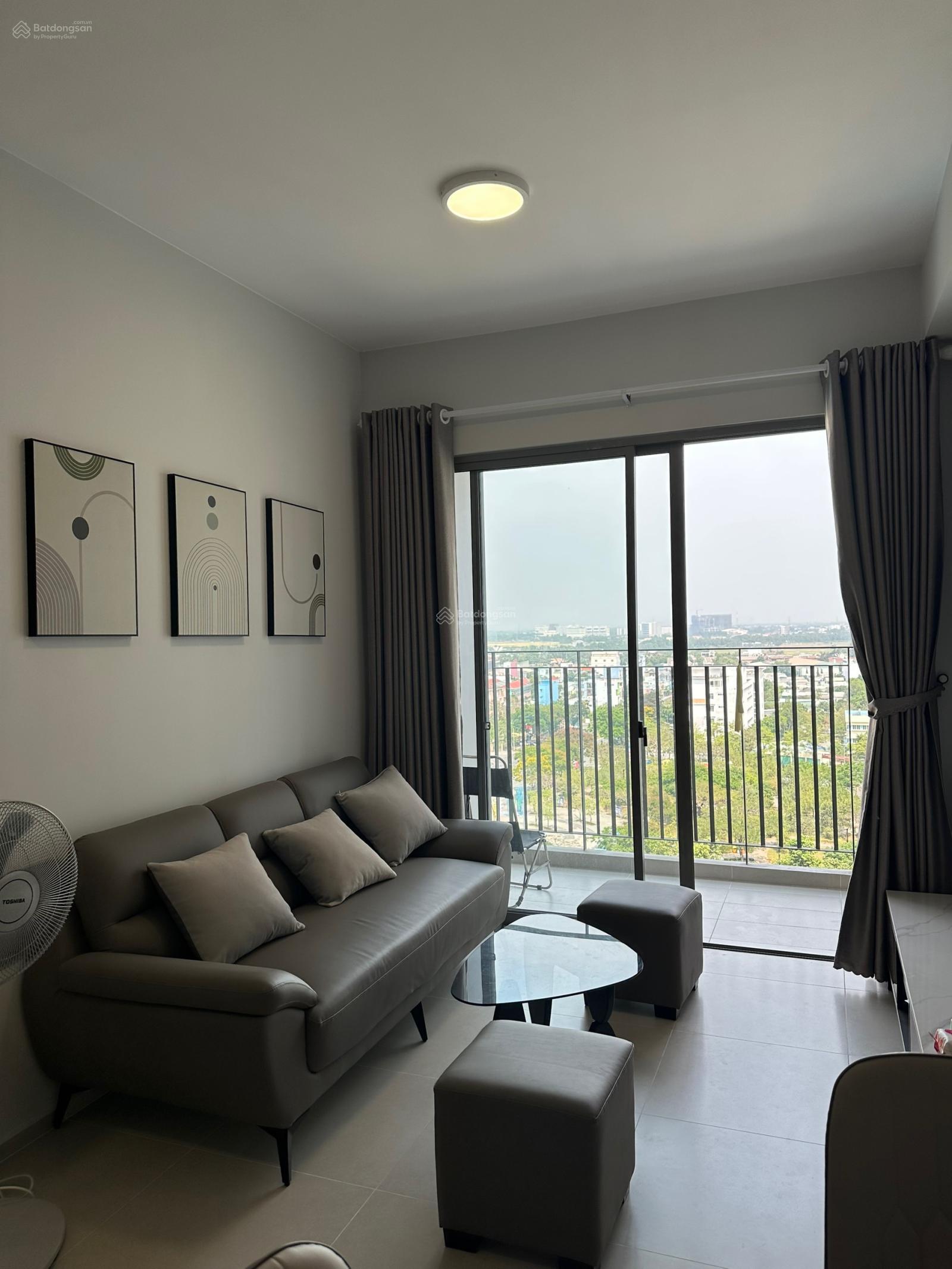 Bán căn 69m2 2PN 2WC giá 2.920 đã bao 102% có hỗ trợ NH. Hàng vip LH 0908 099 ***