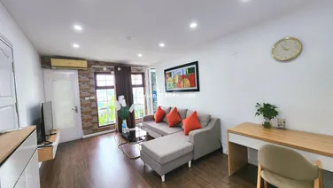 Căn hộ dịch vụ 1 ngủ rộng 70 m cho thuê tại phố Đào Tấn, gần Lotte