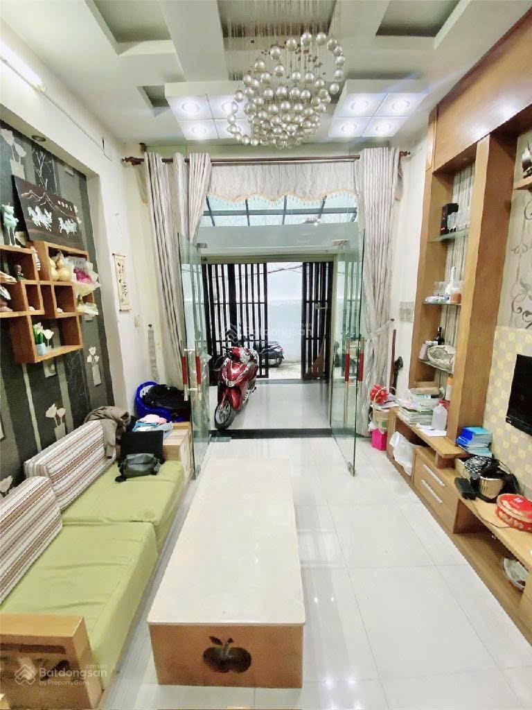 Bán nhà đẹp ở ngay quận 10 - Tô Hiến Thành - 51m2 - 5 tầng - chỉ 7,999 tỷ