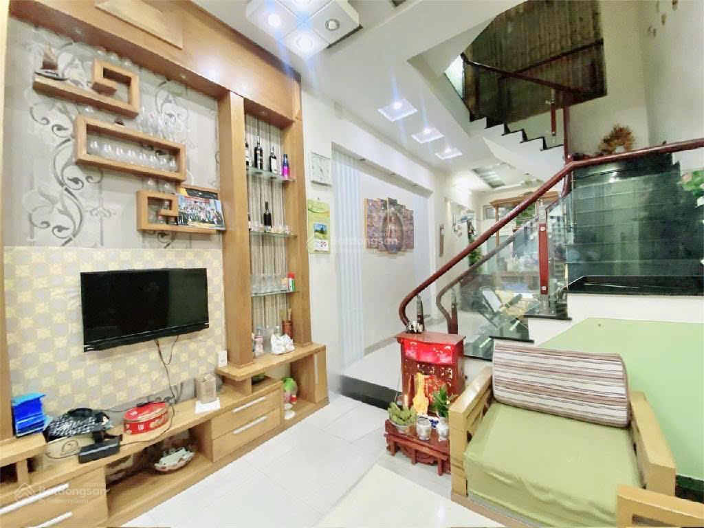 Bán nhà đẹp ở ngay quận 10 - Tô Hiến Thành - 51m2 - 5 tầng - chỉ 7,999 tỷ