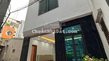 Siêu phẩm duy nhất phố Thạch Bàn 50m2 5 tầng, chỉ nhỉnh 6 tỷ không có căn thứ 2