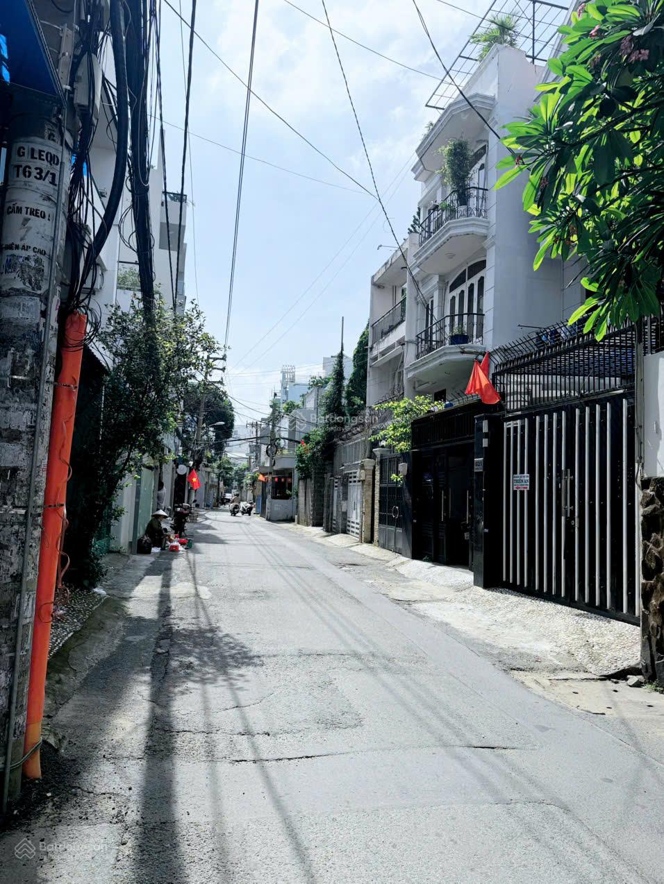 Bán khuôn đất đẹp DT: 5x21m hẻm 7m gần chợ Cây Thị Phan Văn Trị. Khu xây cao phù hợp xây tòa nhà