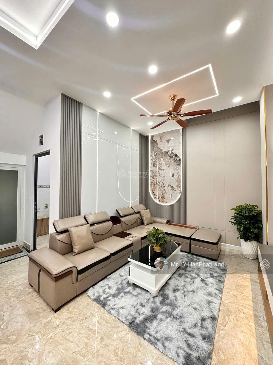 Biệt thự tại Thạnh Xuân 35, giá chỉ 7,9 tỷ, 80m2, đẹp, nhiều tiện ích xung quanh Biệt thự tại Thạnh Xuân 35, giá chỉ 7,9 tỷ, 80m2, đẹp, nhiều tiện ích xung quanh