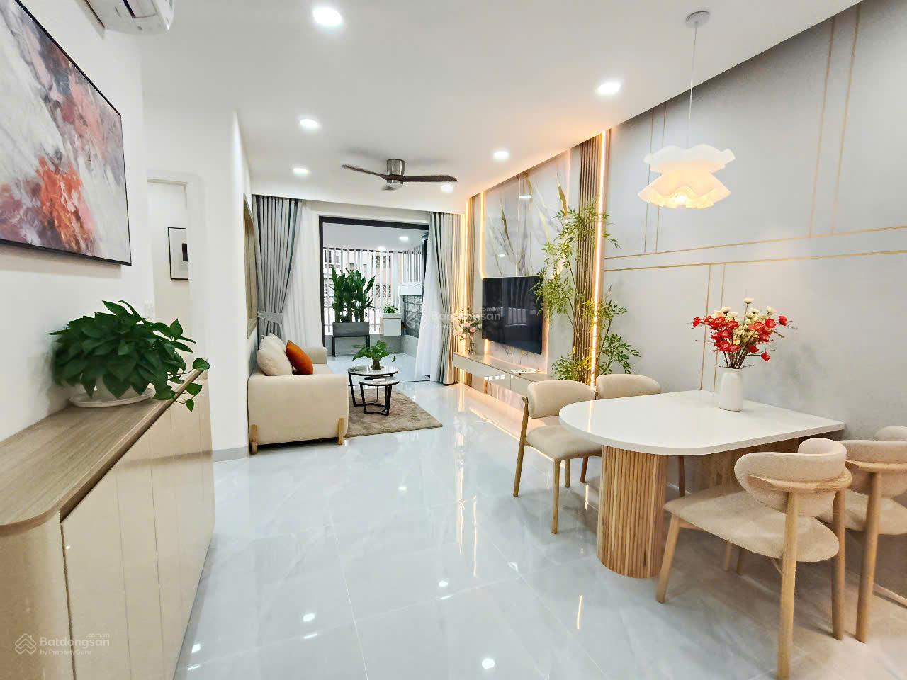 Bán CH Sky Garden 3, 8,1 tỷ, 98m2, 3PN, 2WC, pháp lý đầy đủ