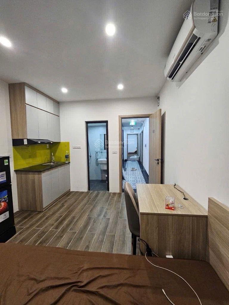 Đường Hồng Hà, Hoàn Kiếm căn CCMN, thanh máy, nhà mới đẹp, đầy đủ phòng cháy chữa cháy