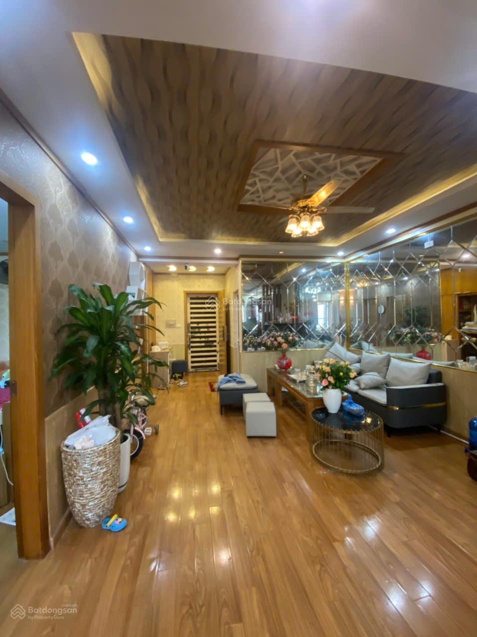Bán nhà căn góc 3 mặt thoáng KĐT Nam Trung Yên 70m² giá bán: 4.75 tỷ (có thương lượng nhẹ với khách