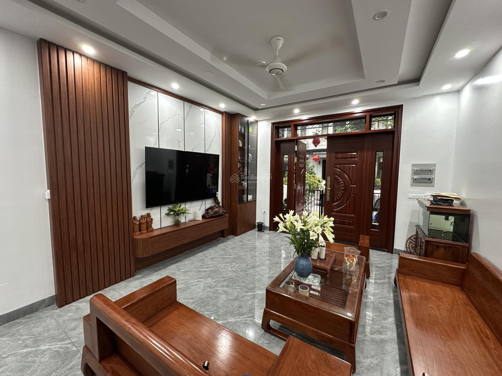 Bán liền kề VINADIC Hoàn Thiện Đẹp, Full Nội Thất tại Phú Diễn Bán liền kề VINADIC Hoàn Thiện Đẹp, Full Nội Thất tại Phú Diễn