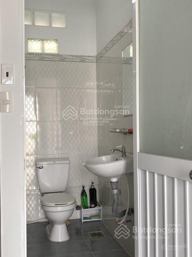 Bán nhà, đường Huỳnh tấn phát q 7