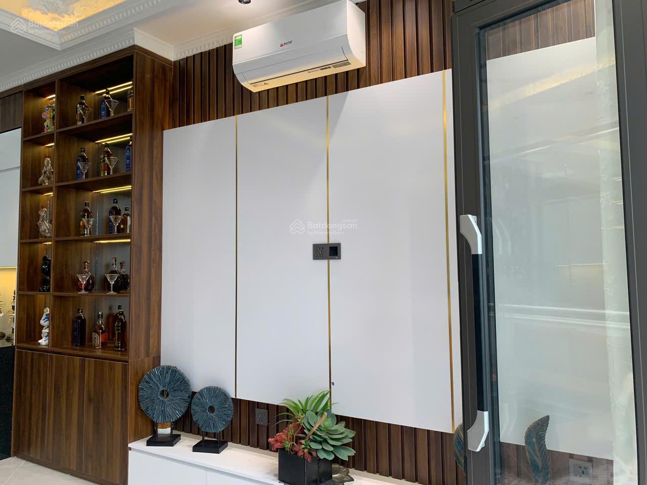 NHÀ ĐẸP YÊN HÒA  CẦU GIẤY  5 TẦNG MỚI XÂY - Diện tích: 35m² | Xây 5 tầng + 1 tum | Mặt tiền rộng