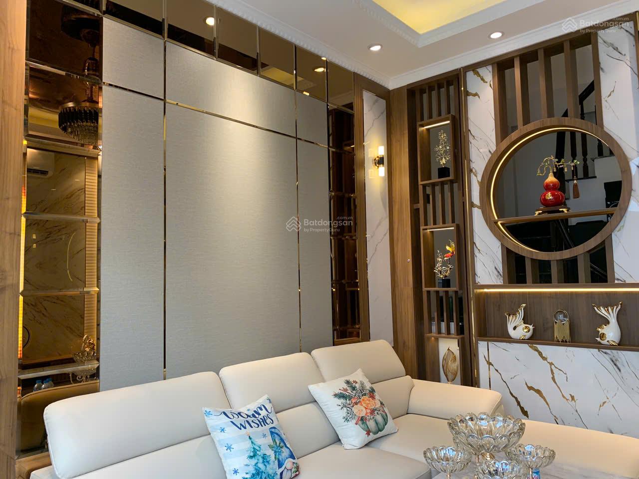 NHÀ ĐẸP YÊN HÒA CẦU GIẤY 5 TẦNG Full nội thất Sổ đỏ chính chủ Giao dịch ngay!