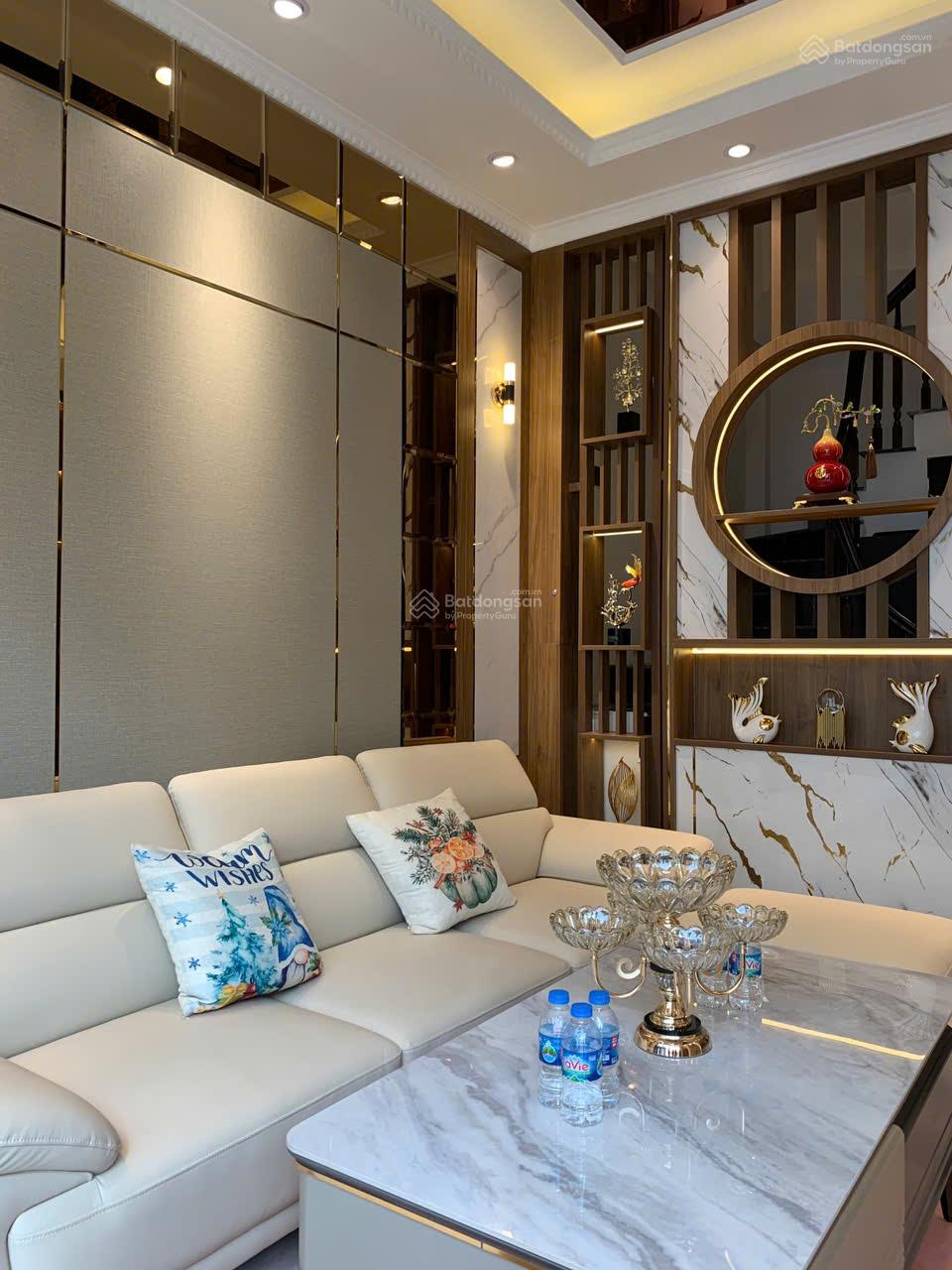 NHÀ ĐẸP YÊN HÒA  CẦU GIẤY  5 TẦNG Full nội thất  Sổ đỏ chính chủ  Giao dịch ngay!