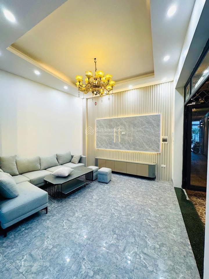 Nhà cổng chào Nam An Khánh dân xây phân lô vỉa hè kinh doanh đỉnh 50m2 5 tầng thang máy