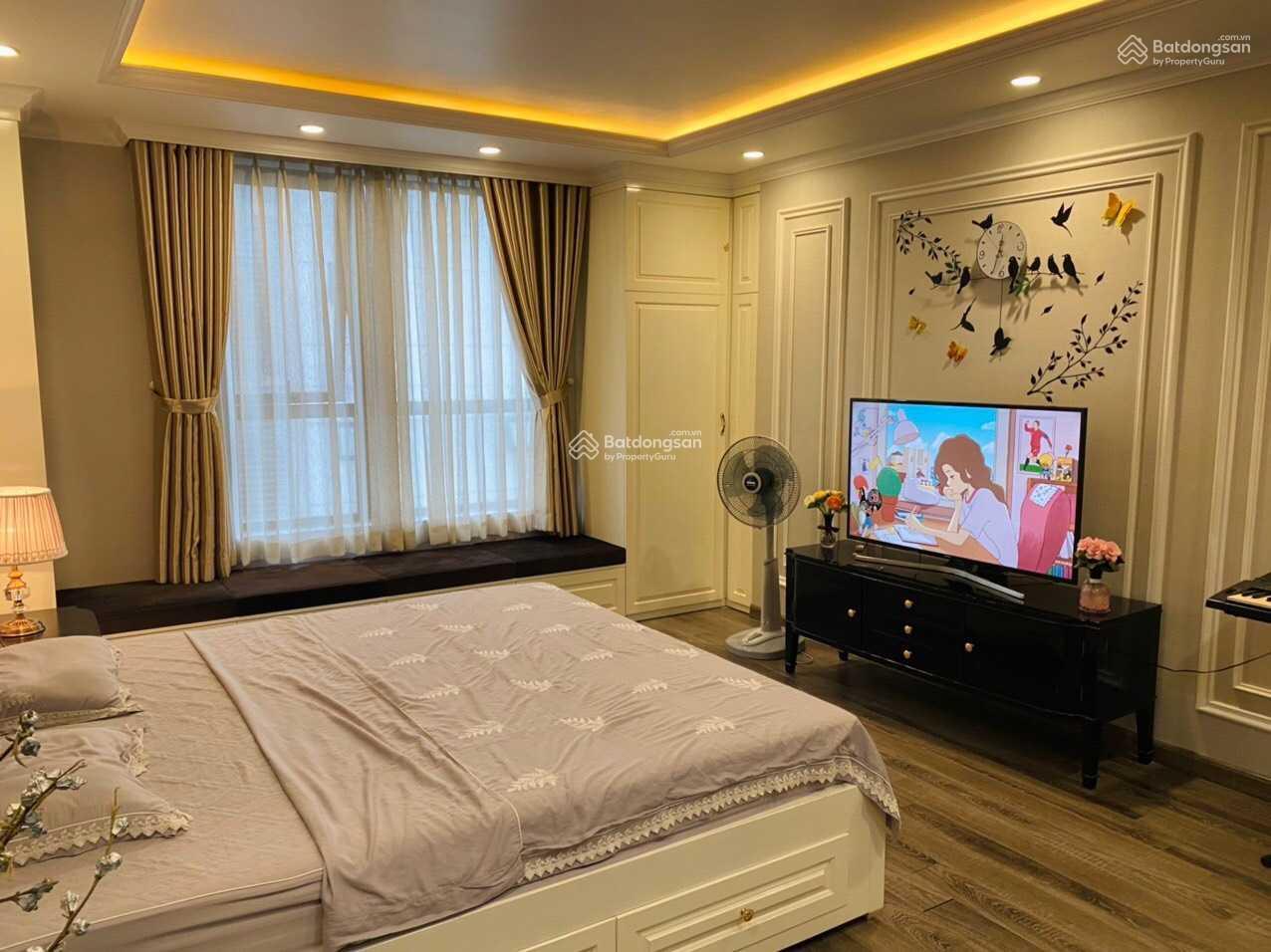Bán CC 3PN, 2WC, 95m2, 6,4 tỷ tại 113 Trung Kính, Cầu Giấy - 0988 579 ***