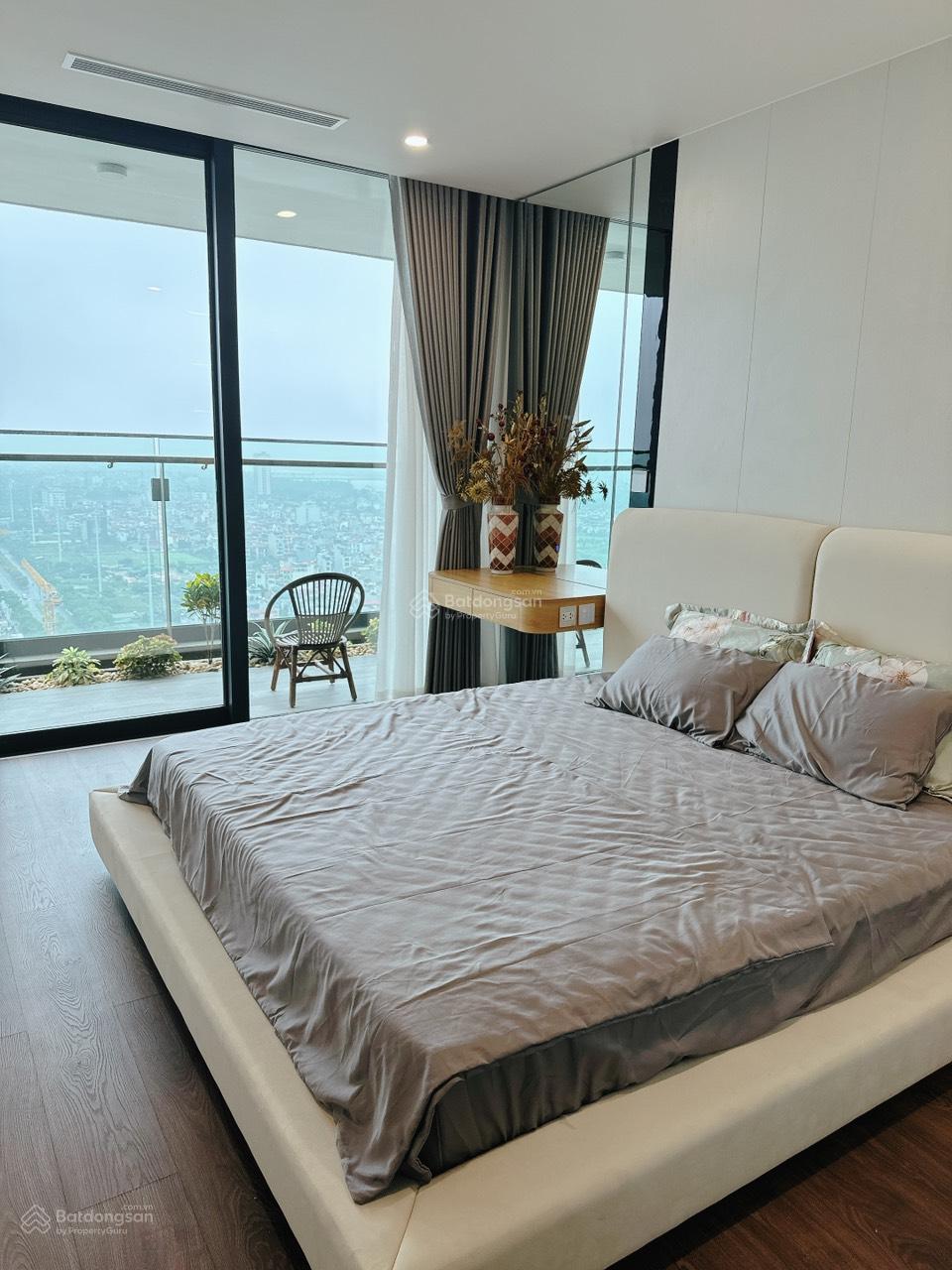 Sunshine Golden River - căn góc 3PN, 2VS DT 161m2, giá 15,2 tỷ (100% giá trị căn hộ) full NT