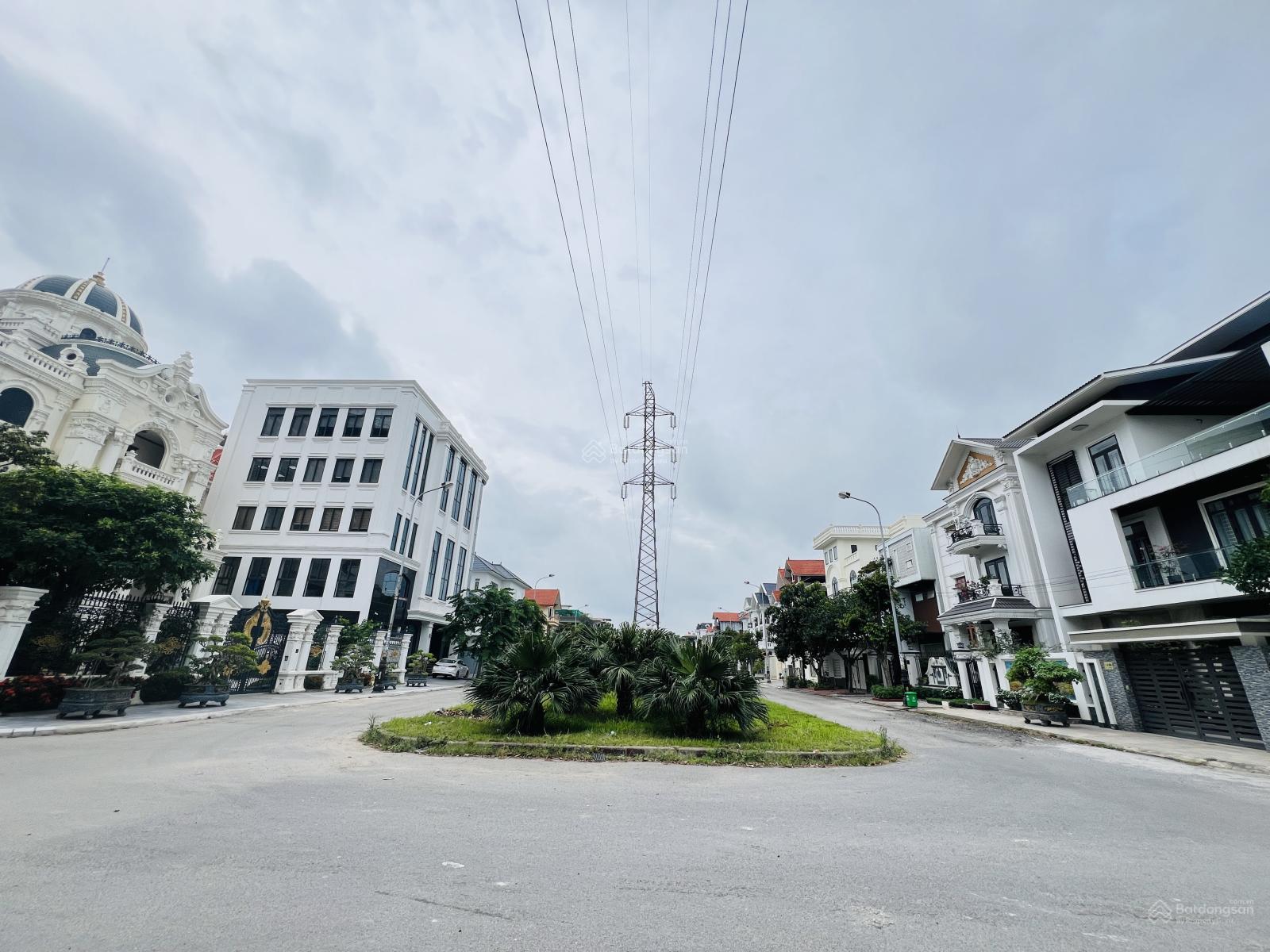 Mr.Tuấn: Cần bán gấp căn biệt thự song lập 4 tầng 144m2 tại PG Trang Quan, An Đồng, An Dương