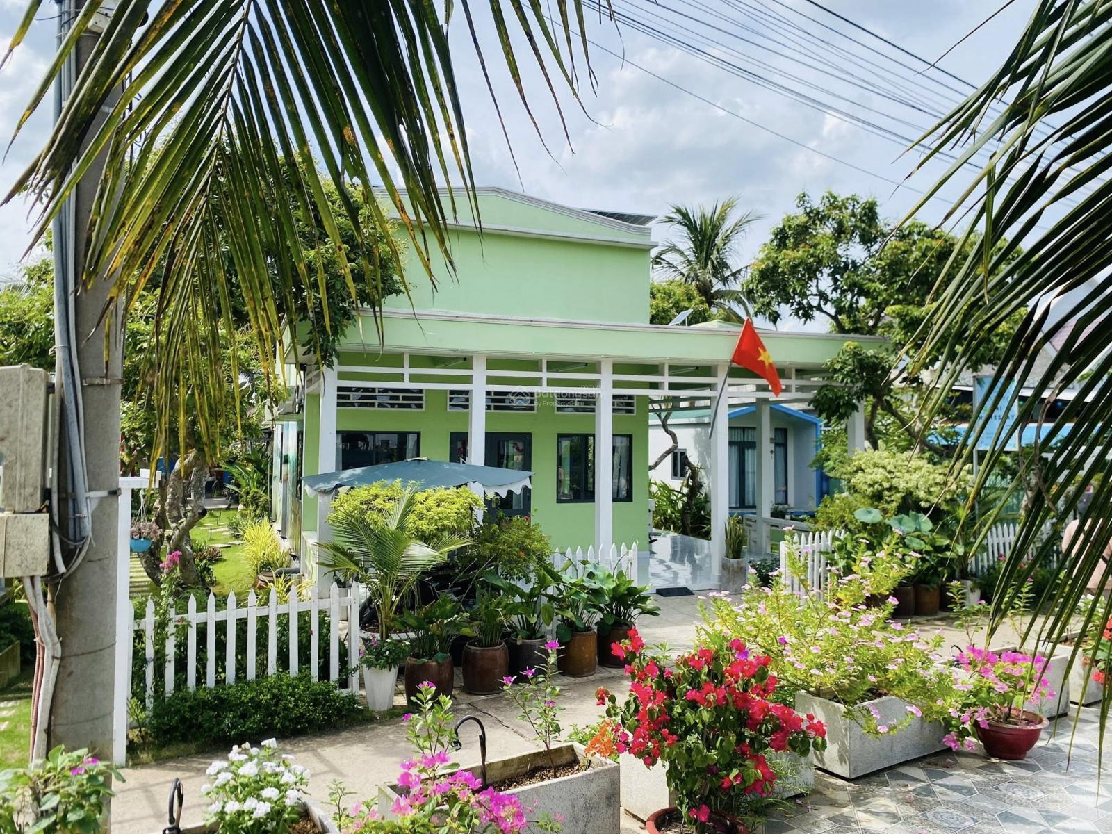 Chính chủ cần bán khu nghỉ dưỡng ven sông Cồn Phụng, Bến Tre