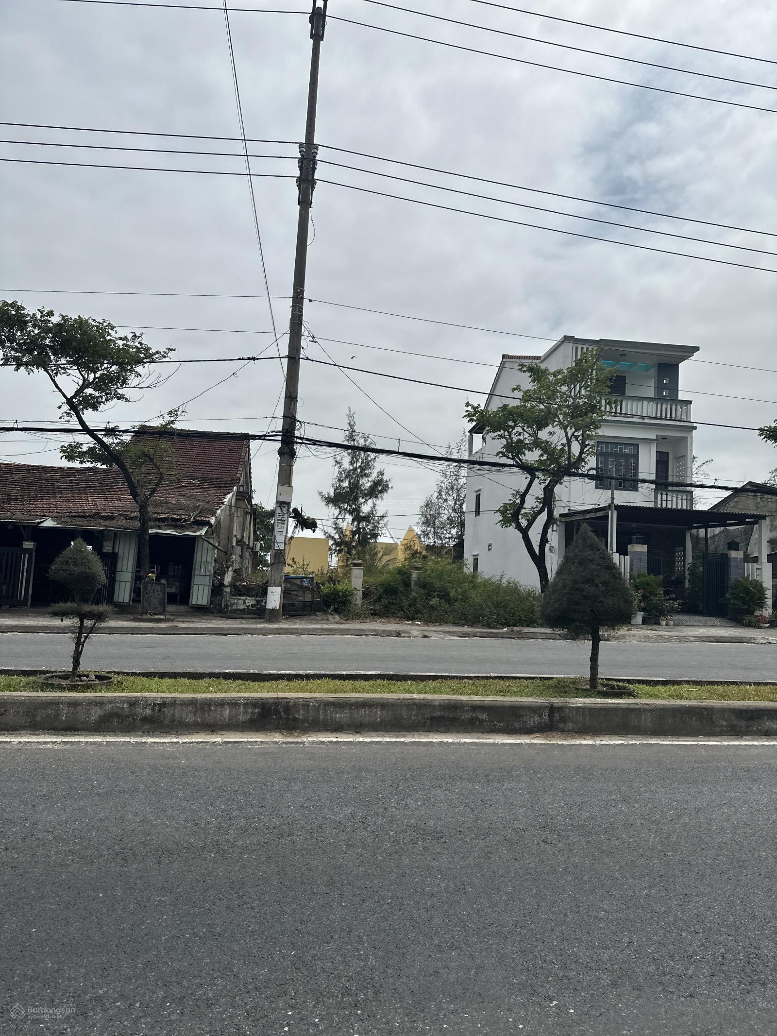 Cần bán 2 lô đất mặt tiền biển Lạc Long Quân, Cẩm An, Hội An Cần bán 2 lô đất mặt tiền biển Lạc Long Quân, Cẩm An, Hội An