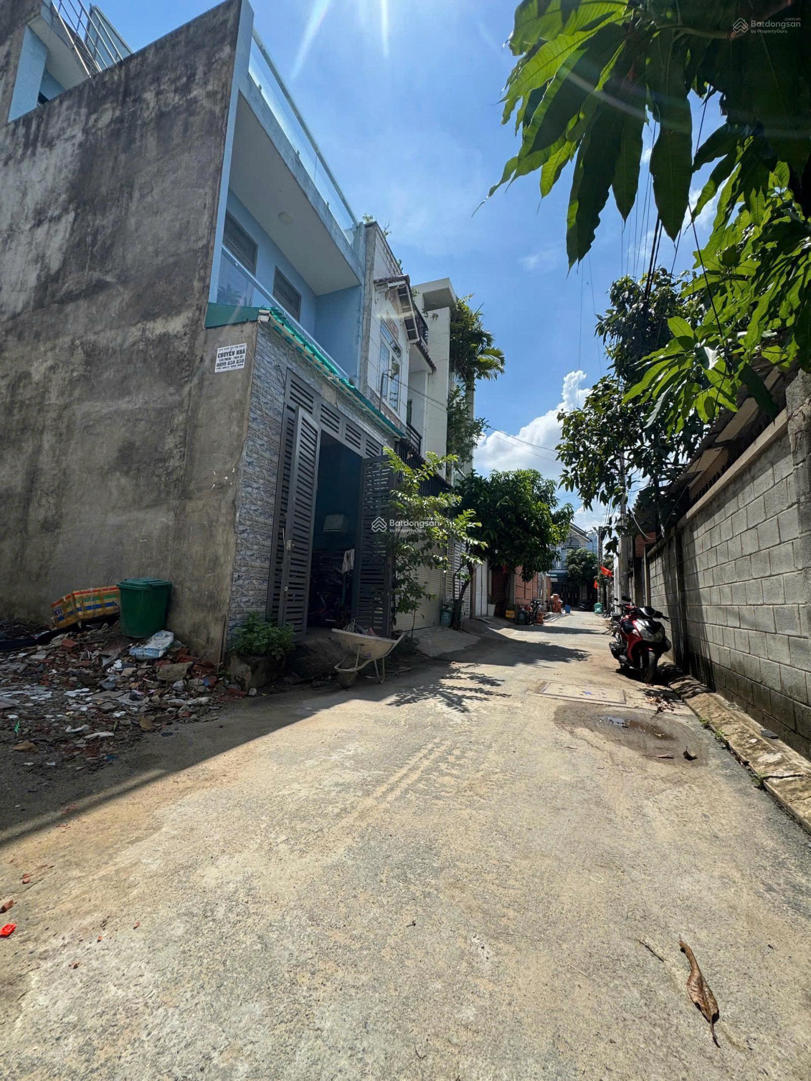 Bán gấp lô đất ở Dương Công Khi, xã Tân Thới Nhì 101m2 giá 1 tỷ 550, sổ hồng riêng, xây tự do