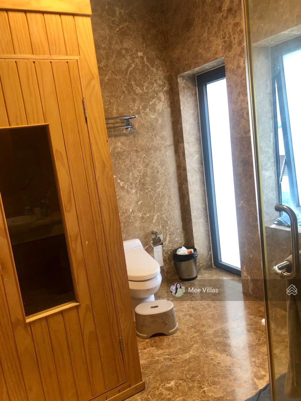 Chính chủ bán biệt thự sân vườn hồ bơi đường số 31C, An Phú, Quận 2 DT 9x20m, trệt 2 lầu giá 35 tỷ