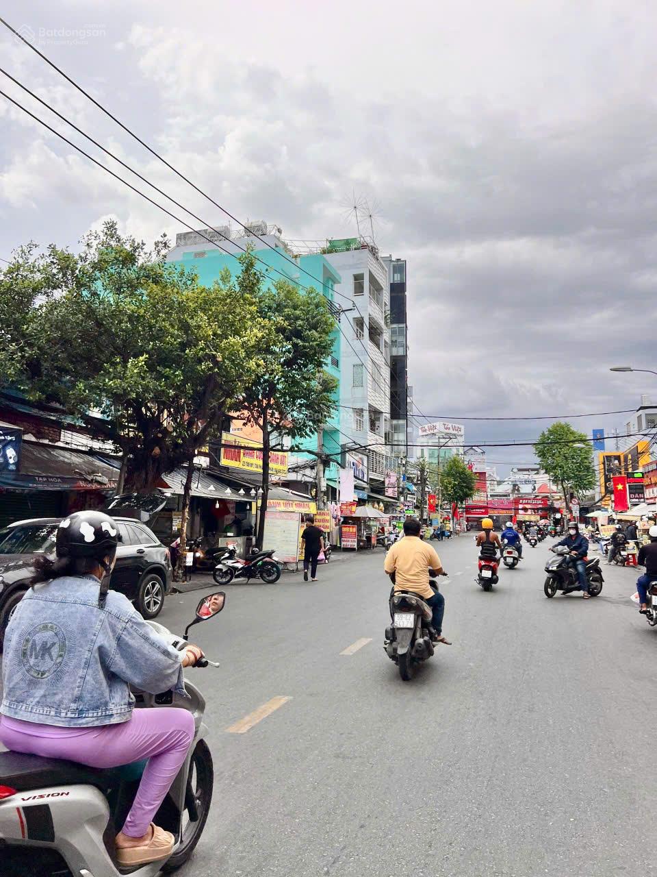 Cho thuê nhà 6 tầng mặt tiền Tân Mỹ Q7 (Vị trí thương hiệu)