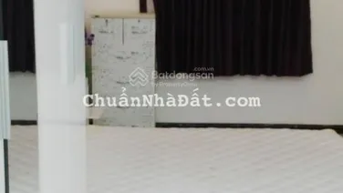 Chính chủ cần cho thuê căn hộ 2 PN, nội thất cơ bản, chung cư B1, Trường Sa, 10 triệu. 0909 445 ***