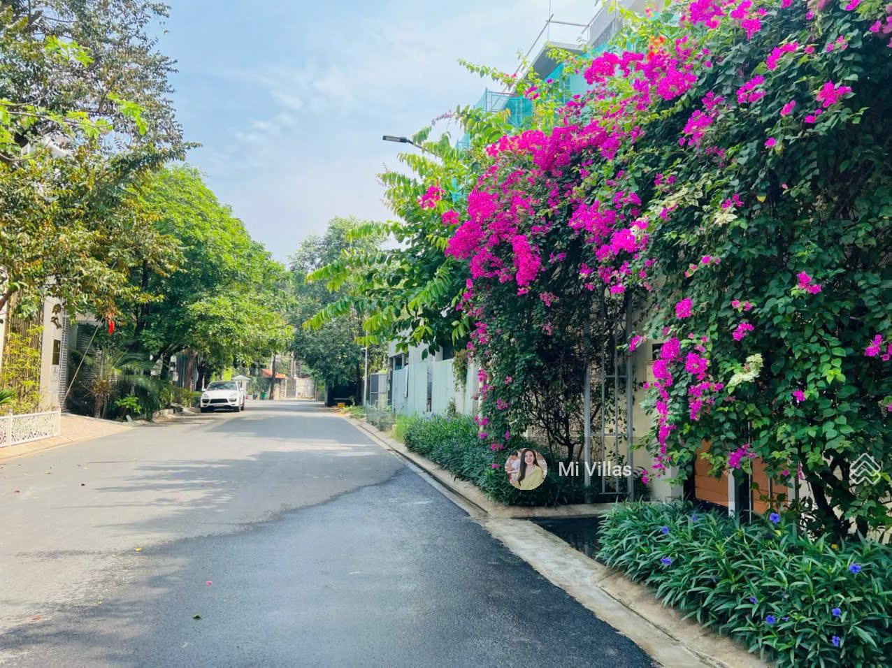 Ngộp! CC Bán gấp Biệt Thự Khu Fideco Thảo Điền, Quận 2 DT 14x18 CN 238m2 trệt 2 lầu 4PN giá 61 tỷ Ngộp! CC Bán gấp Biệt Thự Khu Fideco Thảo Điền, Quận 2 DT 14x18 CN 238m2 trệt 2 lầu 4PN giá 61 tỷ