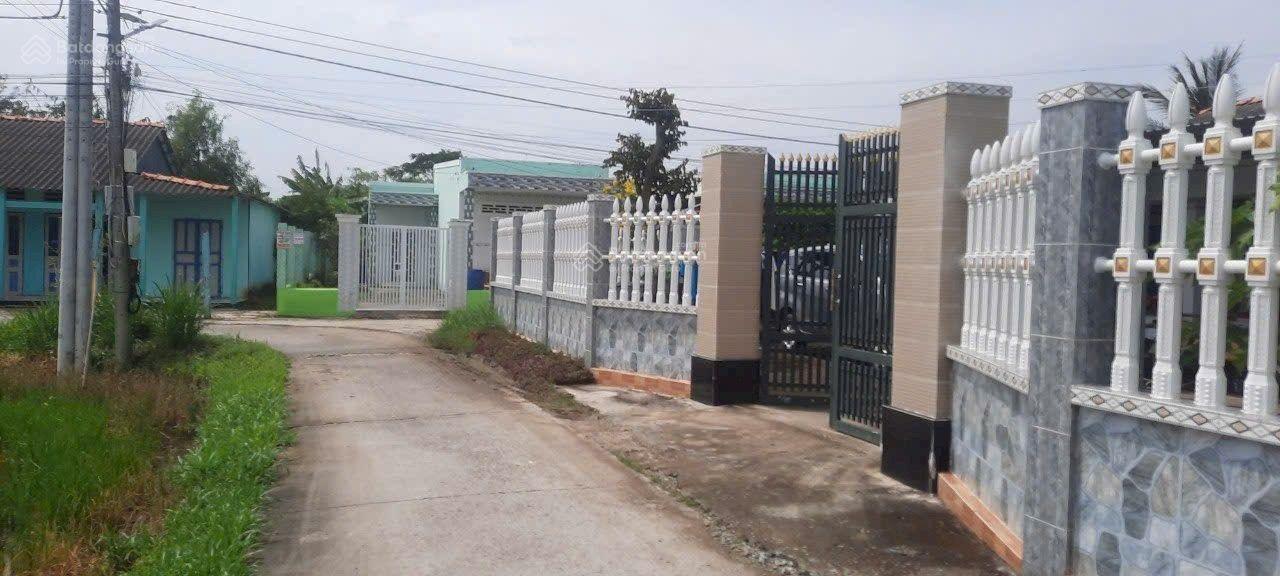 Bán đất Gò Công Đông - Tiền Giang, 485m2(16.5m x 27,5m) nở hậu 18.8m, có sổ sẵn, 550 triệu