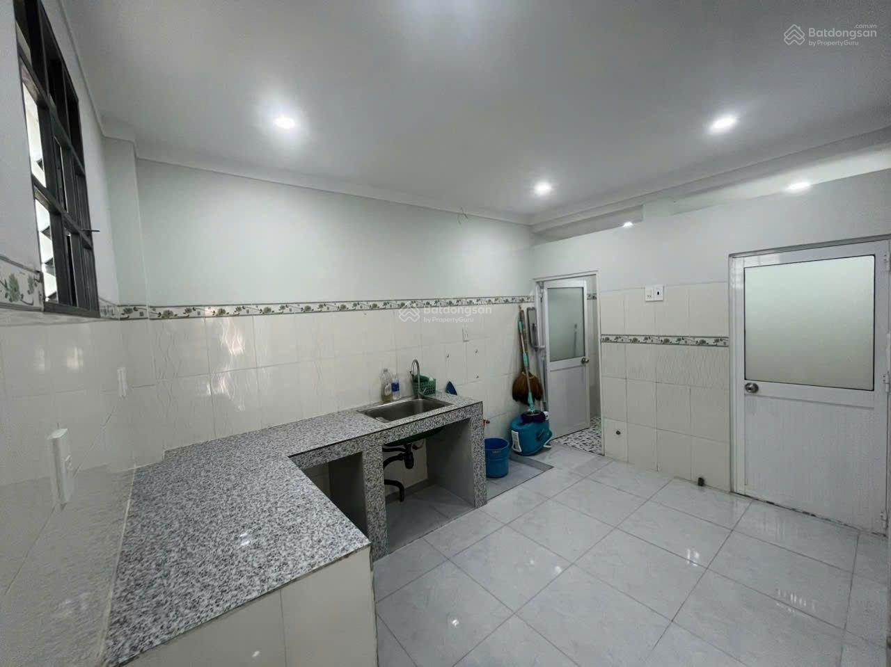 Bán nhà 2 mặt tiền hẻm 5*15. Sổ riêng full thổ cư nhà cấp 4 mới, sáng thoáng đẹp, có gác, 3PN, 3WC