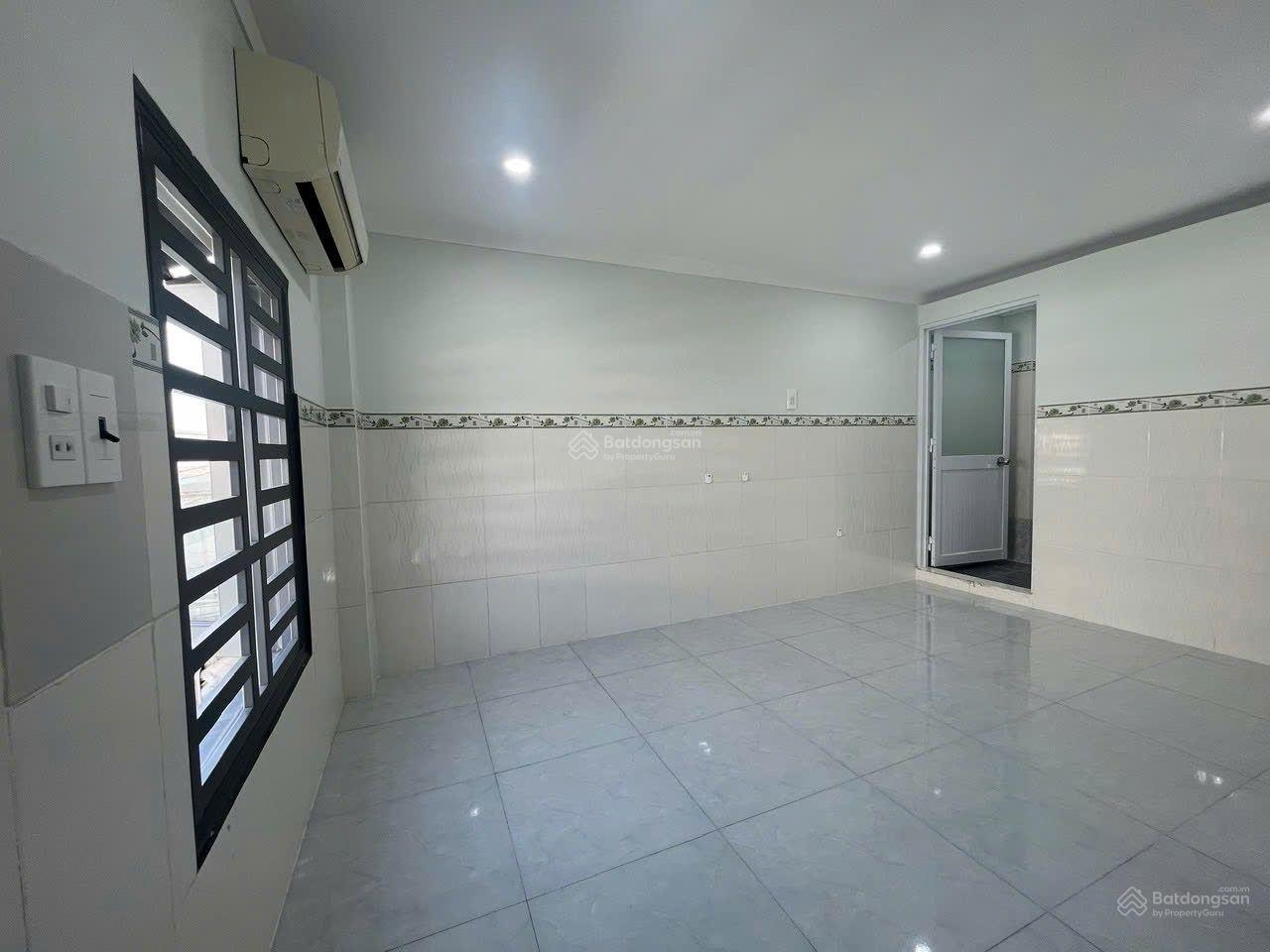 Bán nhà 2 mặt tiền hẻm 5*15. Sổ riêng full thổ cư nhà cấp 4 mới, sáng thoáng đẹp, có gác, 3PN, 3WC